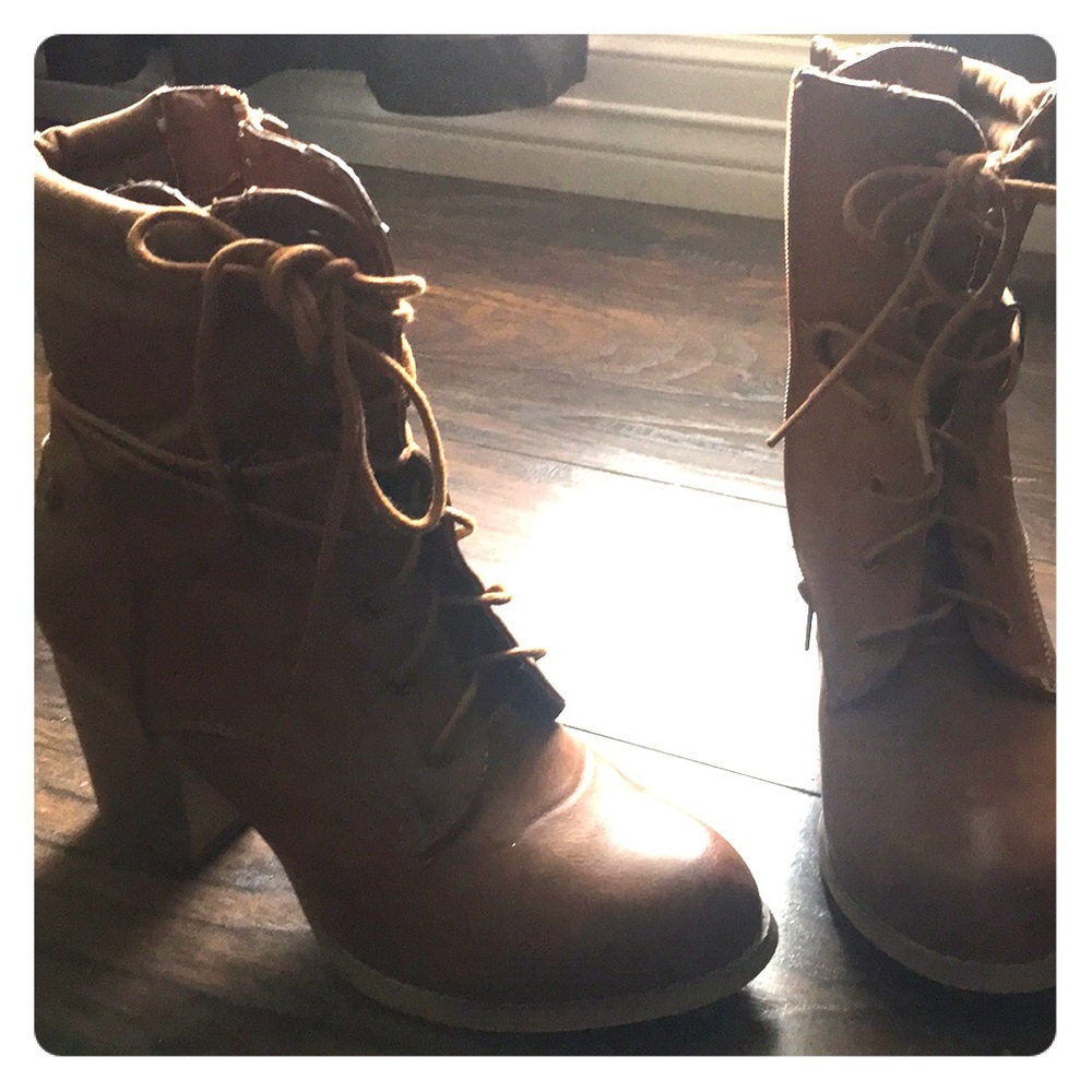 Ankle boots